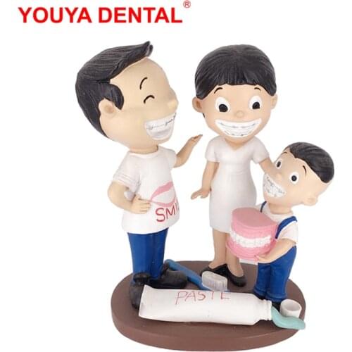 Dental Figurines Dentistry Gifts Resin Happy Orthodontic Brackets Family Sculpture Clinic Desktop Showcase Ornament Dentist Gift