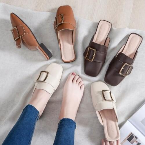 2021 Designer Women Slippers Slip On Mules Flat Heel Casual Shoes British Buckle Slides Wooden Block Heels Summer Footwear