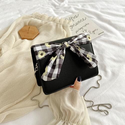 Messenger Bags Women Fashion Flap-bag Chain One-shoulder Ladies Handbags Students Sweet Cute Chic Silk Scarf Simple All-match