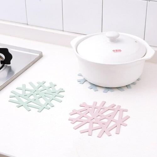 1PC Heat Resistant Coasters Non-slip Pot Holder Table Placemat Kitchen Accessories