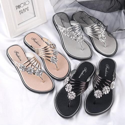 Cresfimix Zapatos Women Light Weight Golden Comfort Anti Skid Beach Flip Flops Lady Casual Silver Sweet Home Flip Flops C6049