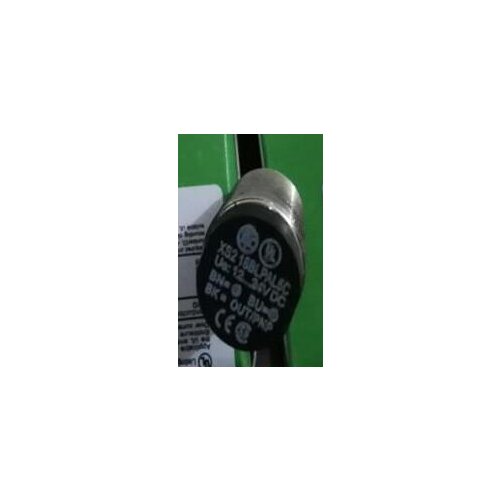 Free Shipping 2pcs/LOT New Switch XS218BLPAL5C inductive inductive switch three wire PNP often open