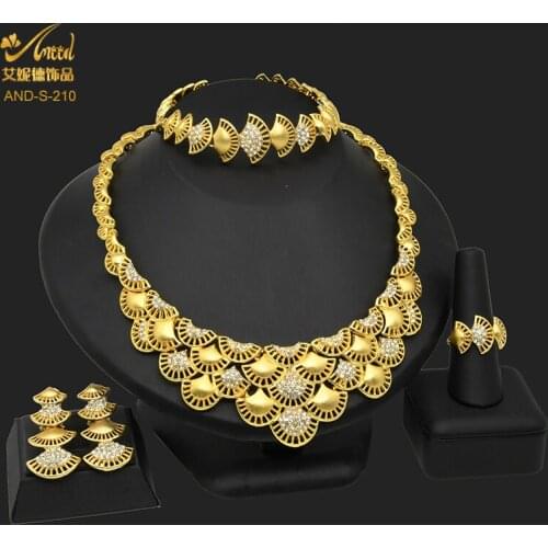 New Nigerian Wedding Necklace Gold Plated Jewelry Set Crystal 24K Brazilian Bridal Bracelet Earring Ring Indian Dubai Jewellery