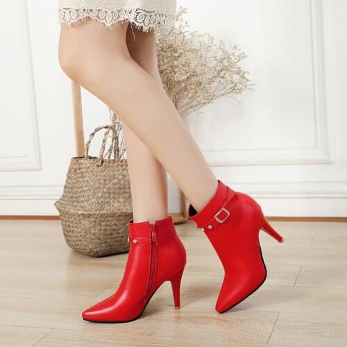 2021 pointed belt buckle Martin boots winter new and ankle boots red boots wedding shoes short boots high heeled boots female