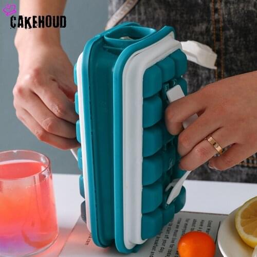 Ice Cube Tray Two-in-one Ice Tray Mold Water Bottle Ice Cube Maker Storage Box Frozen Ice Cube Bag Silicone Ice Mould