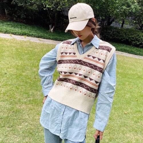 Knitted Wool Sweater Vest Women 2020 Winter Korean Style Vintage Geometric V Neck Sleeveless Pullover Waistcoat Jumper Top T555