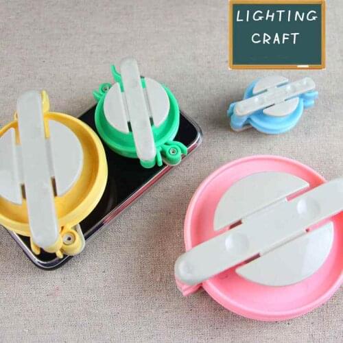 One set with 4 Sizes Pom Pom Maker Fluff Ball Weaver Needle Knitting Loom Wool Tool Yarn Kit Craft DIY Accessories