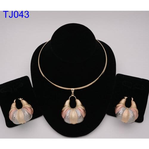 Bridal Jewelery Necklace Sets For Women African Earrings Indian Rings Dubai Gold Bracelet Nigerian Wedding Wholesale Accessories