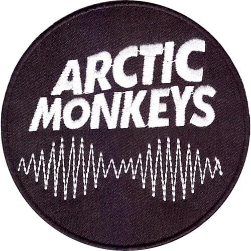 Very fashionable Embroidered letter Logo Designs Iron On Patch Rock Band Heavy Metal Logo Music Embroidered for fashipn cloths