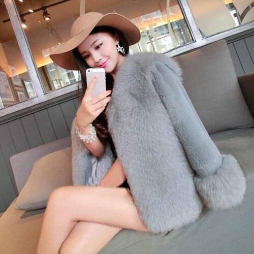 Overcoat Fur & Faux Fur Fur Sleeveless Vest 2021 New Fashion Solid color Autumn Winter Short Women Fur Cat Outwear NUW547
