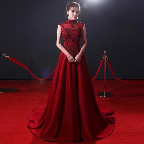 Luxury Embroidery Evening Dressees Long 2021 Fashion High Neck Beaded Beading Crystal Sleeveless Backless Formal Party Gown