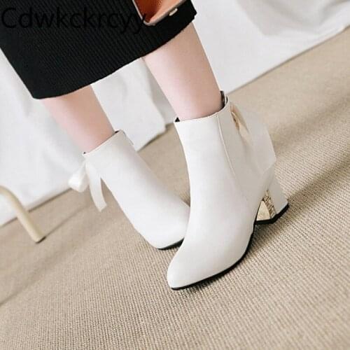 Winter The New fashion Round head Thick heel Martin boots sweet Bow Plus cashmere Keep warm High heel Women boots size 34-48