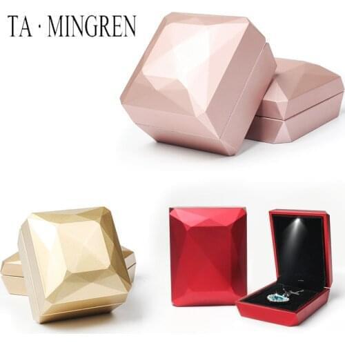 Fashion jewelry box piano spray paint pendant ring box diamond velvet LED box for marriage proposal anniversary festival