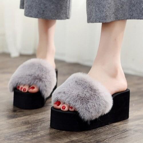 Women Platform Slippers Fur Sliders Home Indoor Winter Warm High Heels chaussons zapatos mujer pantofole pantuflas de peluches