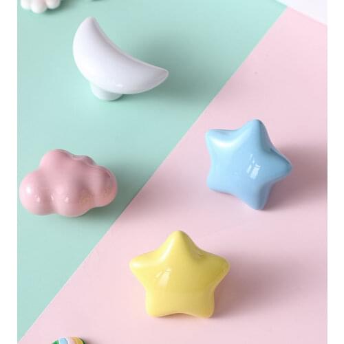 2021 New Nordic Cloud Moon Shaped Ceramics Handle Childrens Room Wardrobe Door Kindergarten Cabinet Drawer Cartoon Handle