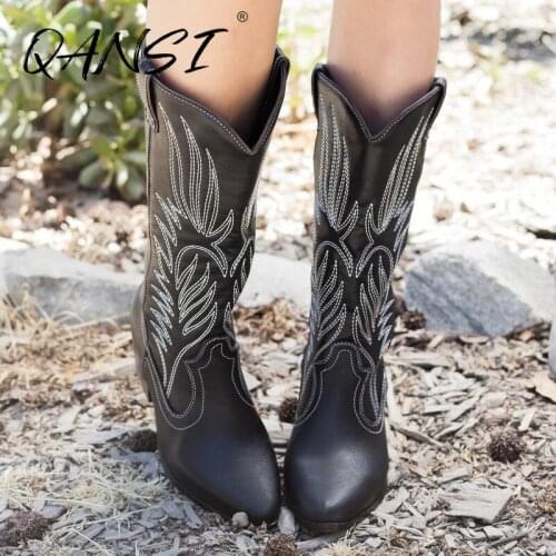 Winter Embroidered Mid Calf Womens Boots Ethnic Trend Low Heel Slip on Women Boots Point Toe Cowboy Boots for Women Autumn