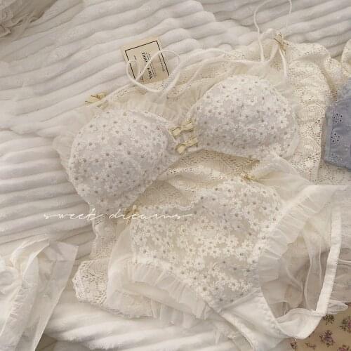 Kawaii girl cute embroidery fresh little daisy lingerie no steel ring bra panties setPajamas Set plus size underwear suit