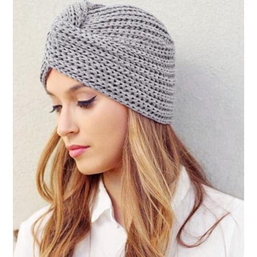 2018 New Fashion Autumn And Winter Warm Women Wool Knitted Earmuffs Hats Girls Caps Female Cap Womens Hats