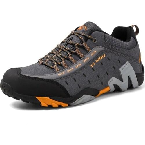 Sa Demeng Trekking Boots