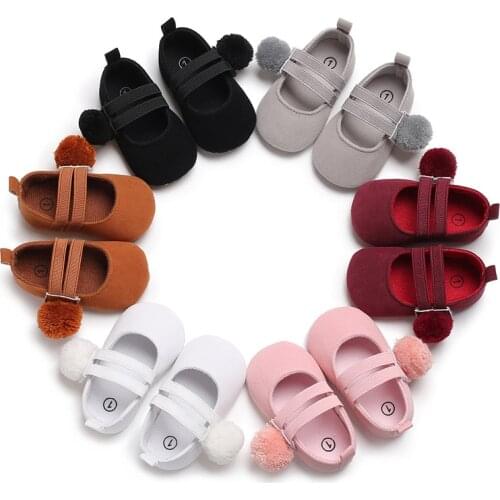 Spring and Autumn 0-1 years old female baby hair ball princess shoes soft bottom non-slip baby toddler shoes