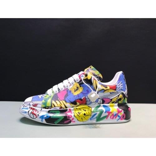 2020 Men Casual Shoes Graffiti Shoes Lovers Shoes Luxury Brand Fashion Design Street Skateboard Fashion
