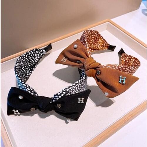 Korean version retro style temperament rhinestone butterfly knot leopard print color matching hairbands