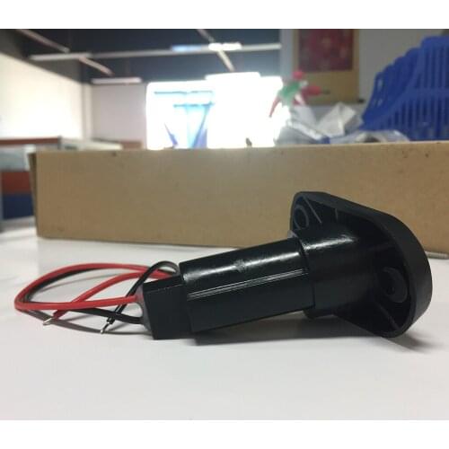 Plastic 2-Prong Boat Stern Navigation Light Plug-in Base Anchor Plug-in Socket