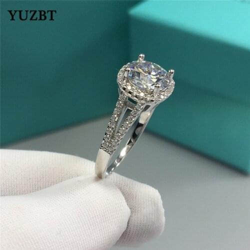 YUZBT 18K White Gold Plated Diamond Test Past 2 Carat 8mm Excellent Cut D Color Moissanite V Arm Round Gemstone Wedding Ring