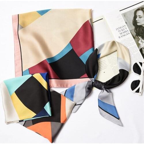 2020 New fashionable womens 70cm scarf multi-color patchwork temperament Korean small scarf square scarf bundled package decora