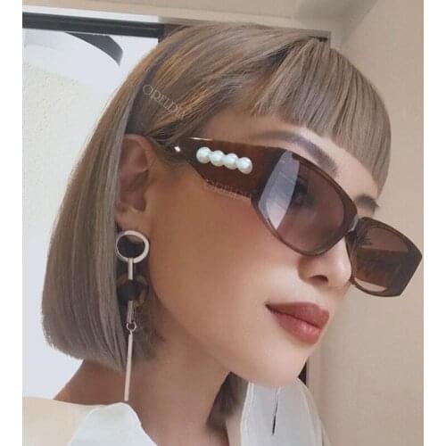 2021 Hot Fashion Women Sunglasses Punk Style Designer Pearl Sunglasses Fashion Mens Accessories Sunglasses UV400