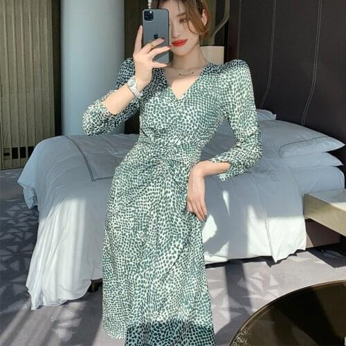 New Fashion Spring Folds Midi Dress Ladies OL Elegant Casual Vintage V-Neck Puff Sleeve Print Floral Chiffon Sweet Beach Dress