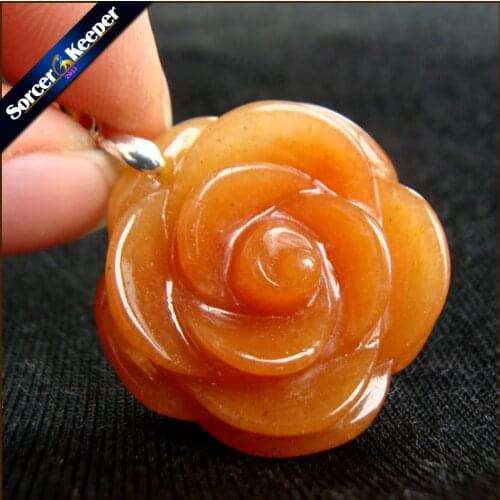 Hand Carved Natural Aventurine Stone Flower Amulet Lucky Women Cute Pendant Necklace Fashion Crystal Jewelry Beads 1PCS
