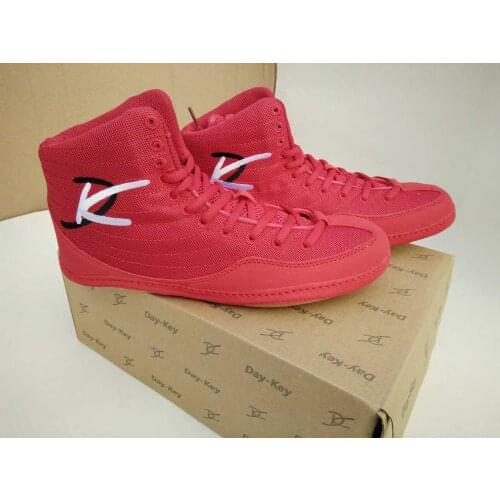 Good quality 3 colors Lovers boxing wrestling shoes, Sanda fitness shoes, comprehensive fighting acrobatics shoes