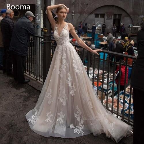 Gorgeous Lace Princess Wedding Dresses Open Back V-Neck Appliques Bride Dresses Spaghetti Straps Long Tulle A-Line Bridal Gowns