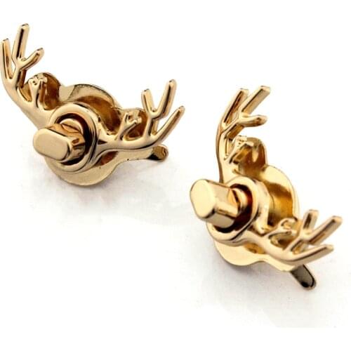 1pcs Metal Deer Shape Turn Lock Mini Cute Twist Lock Clasp for Handbag Bag Purse Luggage Hardware Closure Bag Parts Accessories