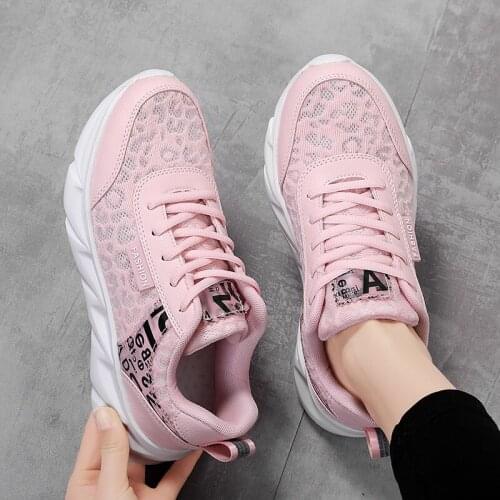 Spring Fashion New Womens Running Shoes Breathable Non Slip Casual Footwear Outdoor Light Sneaker Lace Up Mesh Size 35-42
