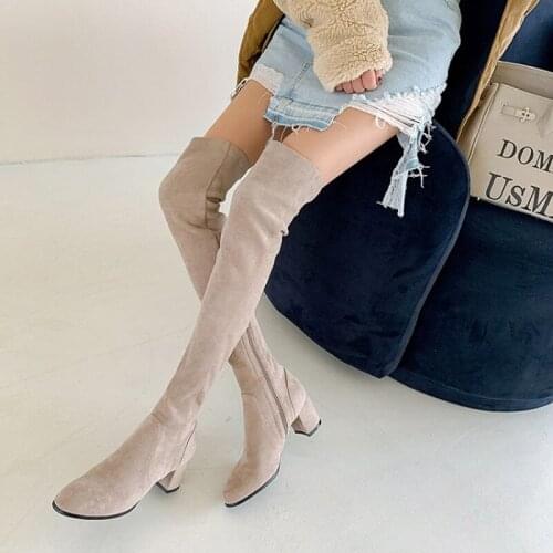 LeShion Of Chanmeb Treads