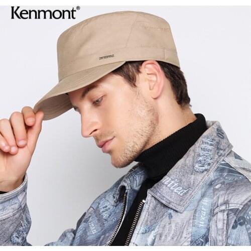 New autumn and winter duck tongue cap big head Wai short brim military cap casual hot flat top hat warm in autumn and winter5151