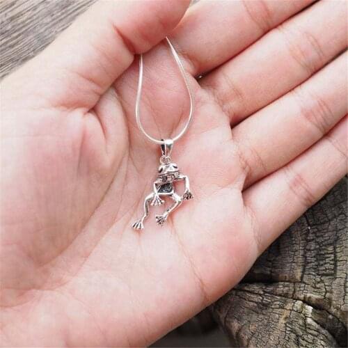 Ancient Silver Color Frog Pendant & Necklace For Women Classical Nation Animal Frogs Choker Party Piercing Fashion Jewelry A983