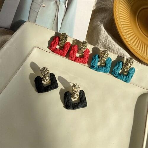 Classic Metal Geometric Drop Earrings for Women Red Green Black Dangle Earrings Statement 2021 Daily Wearing Party Jewelry