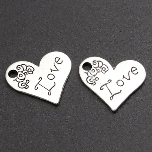20 pcs Tibetan Silver Color Engraved Love Heart Charms Pendants Necklace Beads DIY Jewelry Findings 22x20mm A541