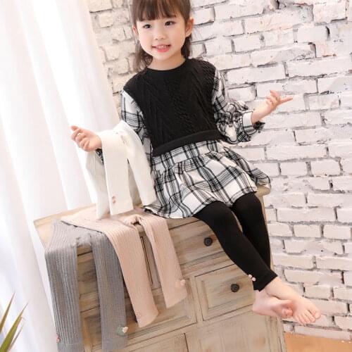 2021 spring and autumn 4-color vertical stripes baby knitted cotton cat leggings baby nine-point pants childrens trousers