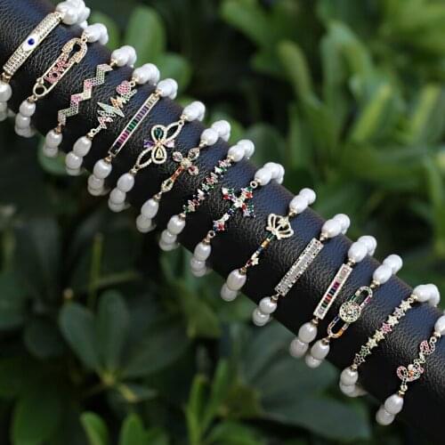 2020 Hot Sale Boho Letter Natural Freshwater Pearl Beaded Handmade Plastic Elastic Rope Charm Unisex Bracelet For Women Men Gift