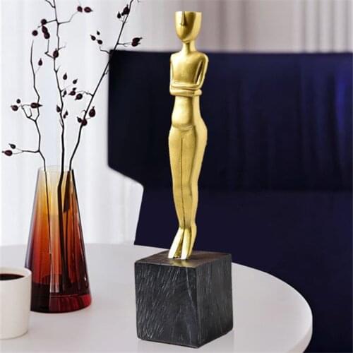 WU CHEN LONG Nordic Resin Figure Statue Creative Abstract Gold People Art Sculpture Modern Home Decoration Ornaments R6503