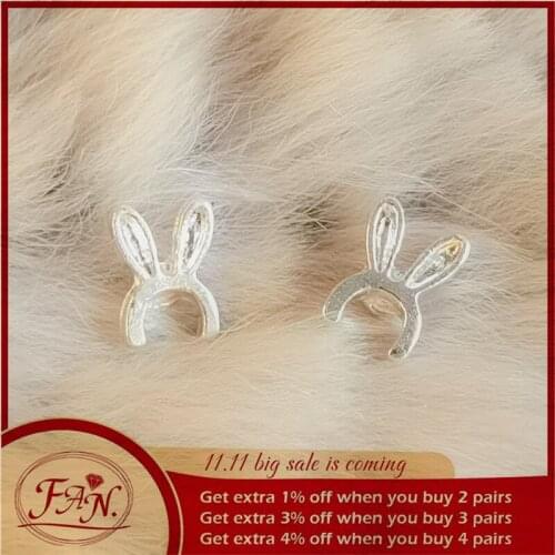 2021 New Trend Hot Sale Amazing Cute Lovely Tiny Silver Color Rabbits Ears Style Fashion Stud Earrings Nice Gift for Girl Women