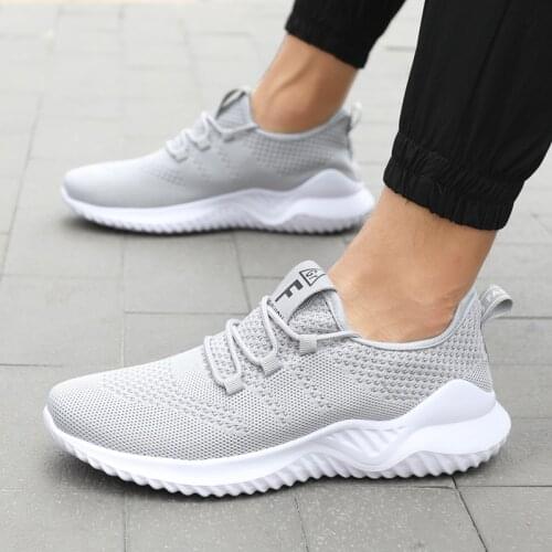 Womens Flat Shoes Fashion Running Shoes Breathable Soft Sole Comfortable Sports Shoes 2021 New