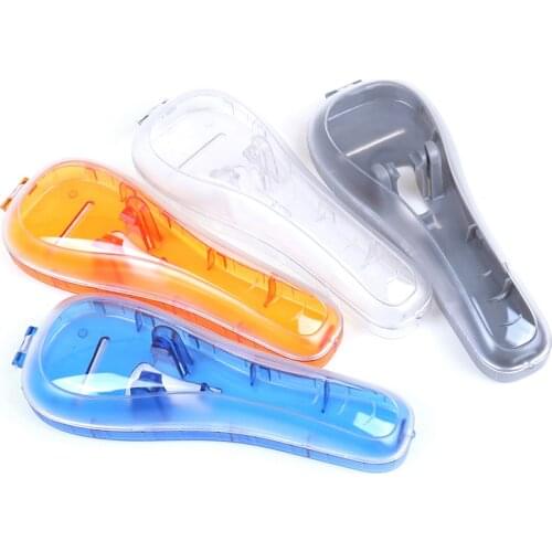 New Portable Mens Razor Box Razor Blades Holder Shaving Machine Storage Box Shaver Travel Case for Gillette (Not Include Shaver