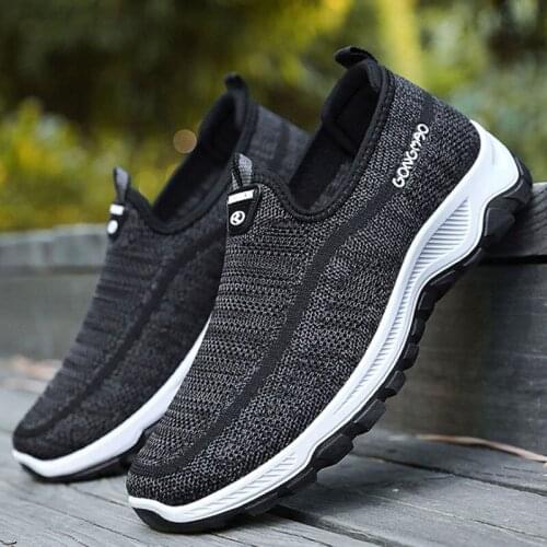 Spring Casual Man Slip On Mesh Sneakers Comfort Black Gym Shoes Mens Footwear Breathable Streetwear Shoes Running Mens Trainers