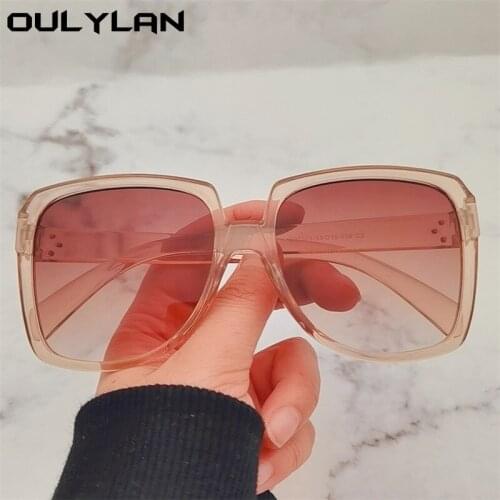 Oulylan 2021 Fashion Sunglasses Women Men Retro Big Frame Gradient Sun Glasses Ladies Black Pink Eyewear Traveling Style UV400