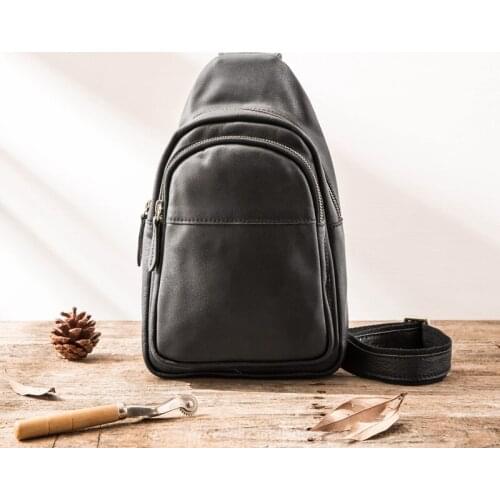2021 New Chest Bag Mens Casual Leather Shoulder Messenger Bag Mini Mens Bag Multifunctional Soft Leather Men Cotton Versatile